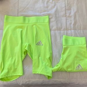 Highlighter athletic spandex / sliders; size M; selling 2!
